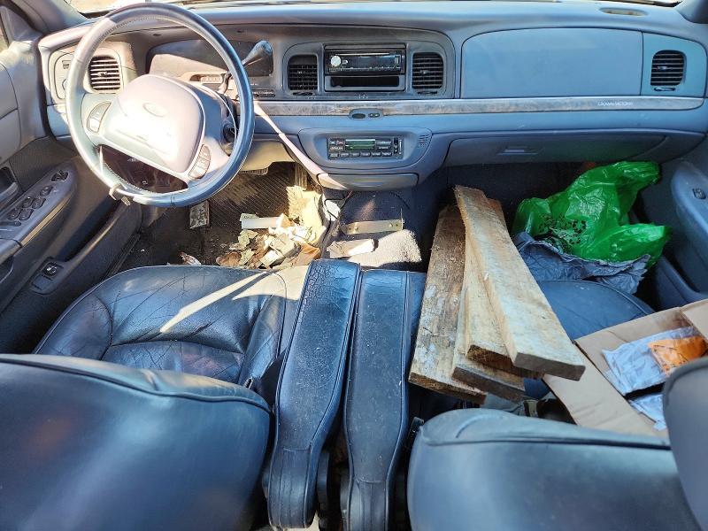 1999 Ford Crown Victoria lx