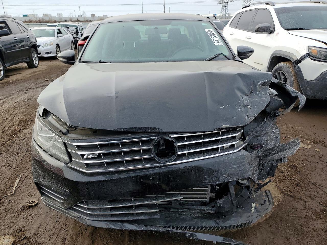 2016 Volkswagen Passat s