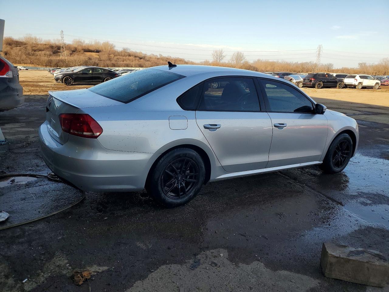 2014 Volkswagen Passat s
