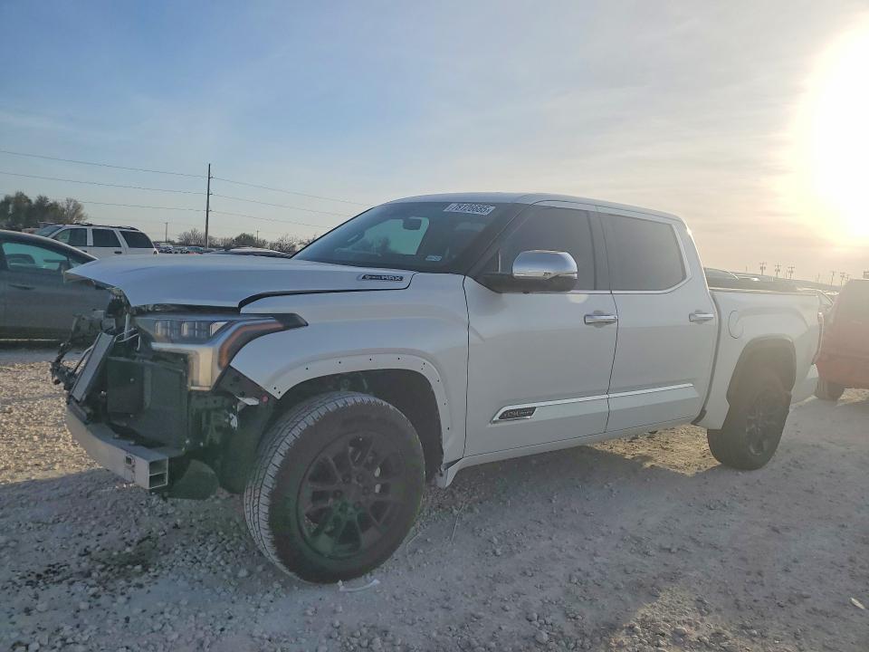 2025 Toyota Tundra Crewmax Platinum