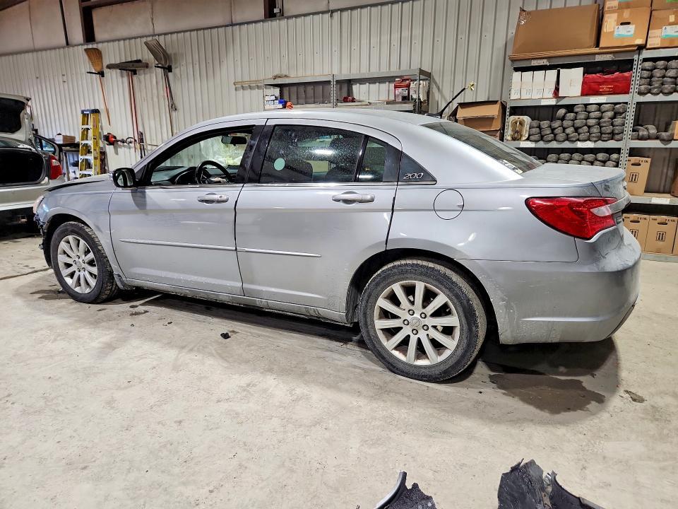 2013 Chrysler 2013 Chry 200