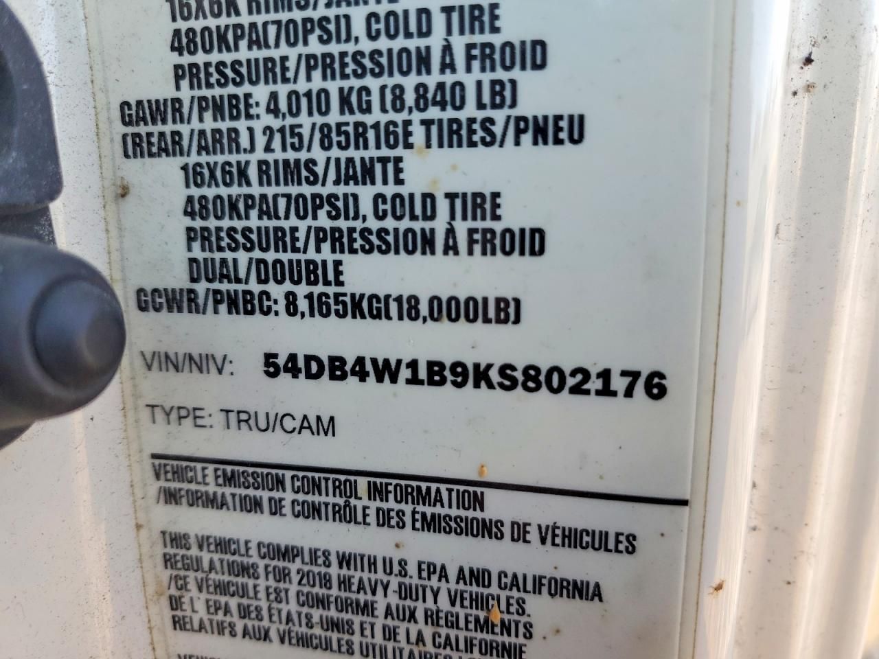 2019 Isuzu NPR HD BOX Truck