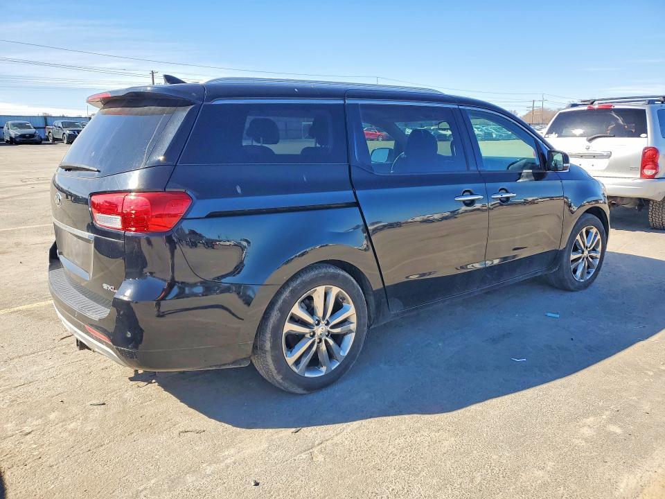 2016 KIA Sedona Limited