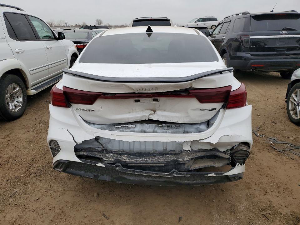 2023 KIA Forte Gt-line