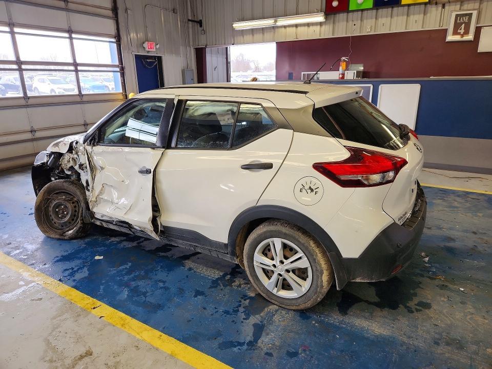 2020 Nissan Kicks s