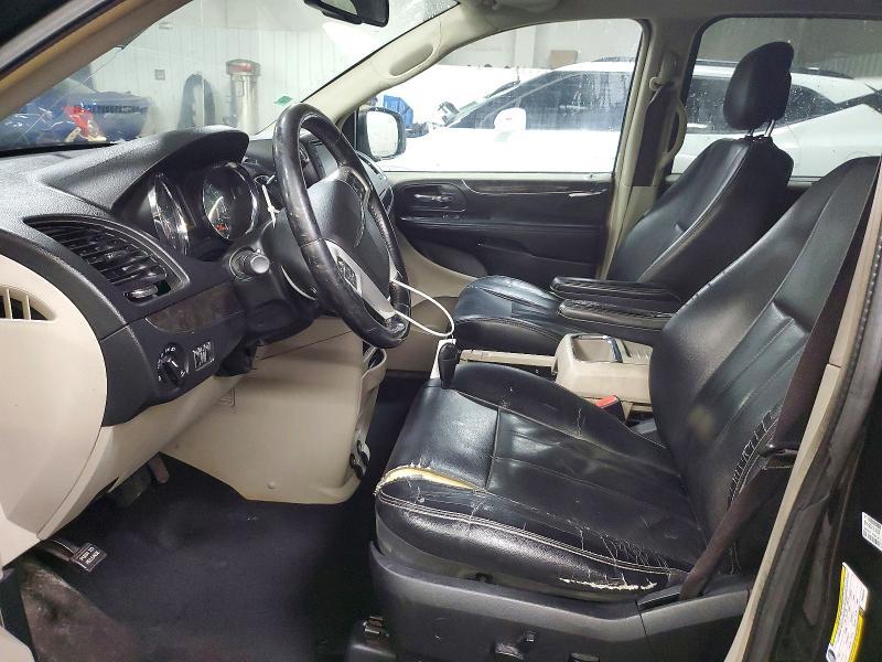 2015 Chrysler Town & Country Touring