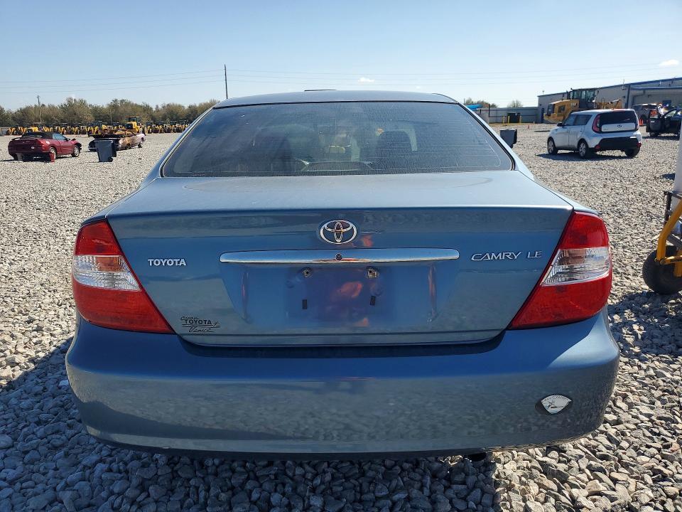 2003 Toyota Camry le