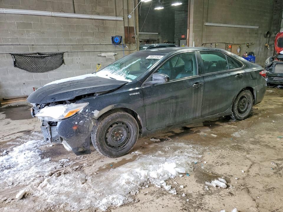 2015 Toyota Camry Hybrid