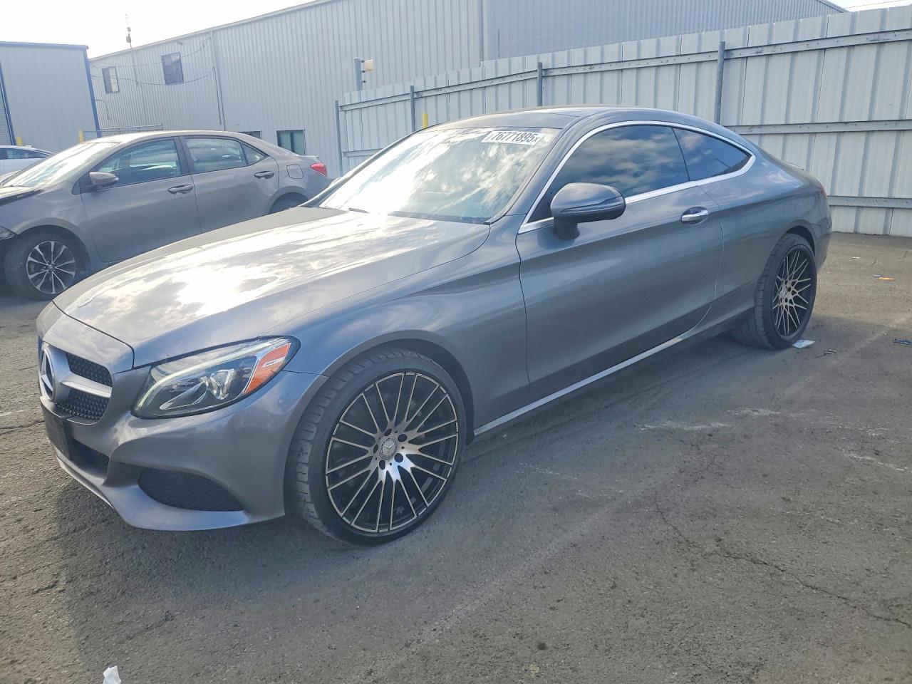 2017 Mercedes-Benz C300