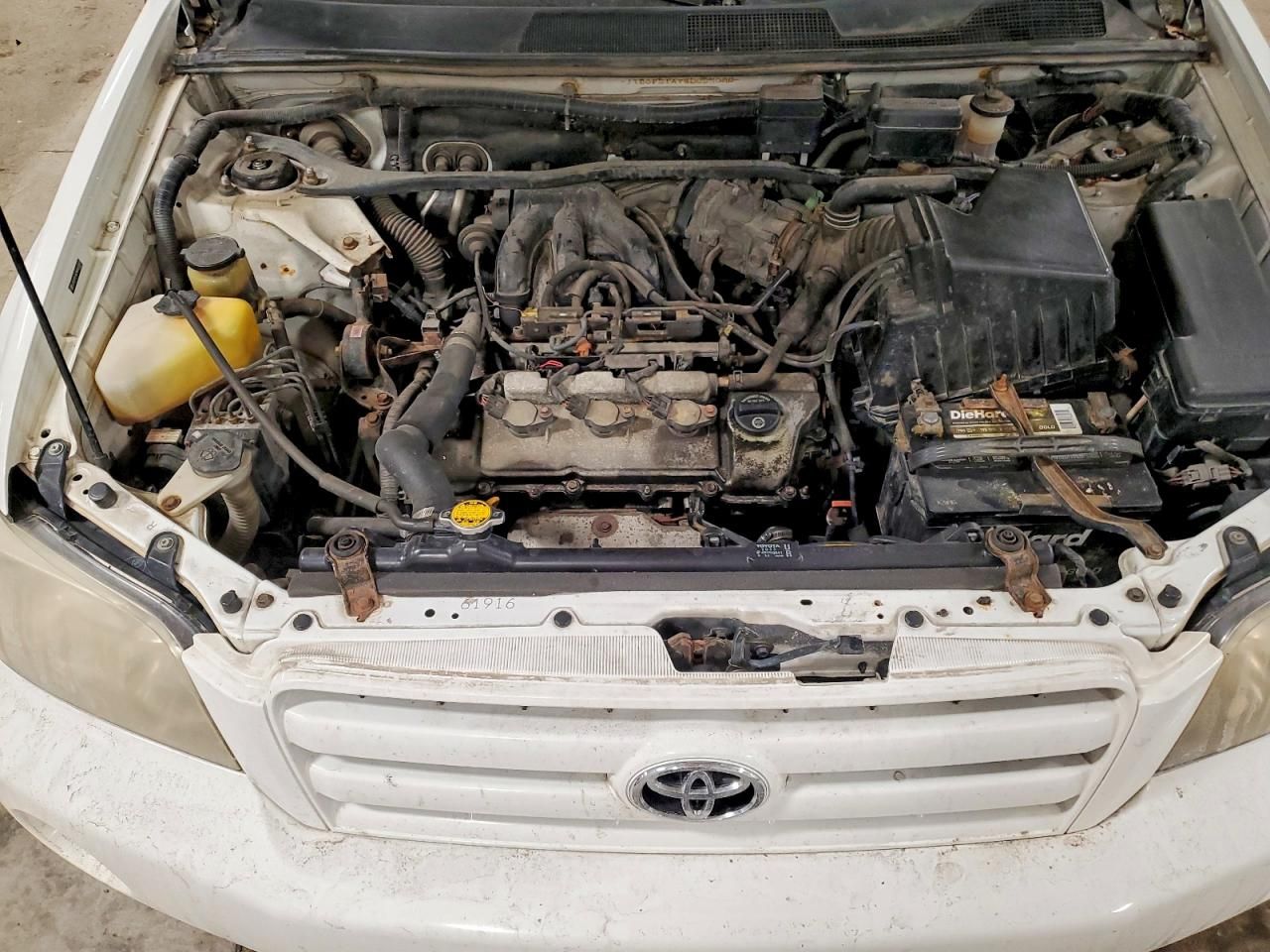 2004 Toyota Highlander Base