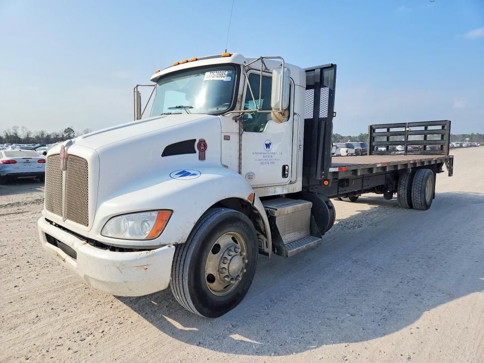 2020 Kenworth T270 Flatbed Truck
