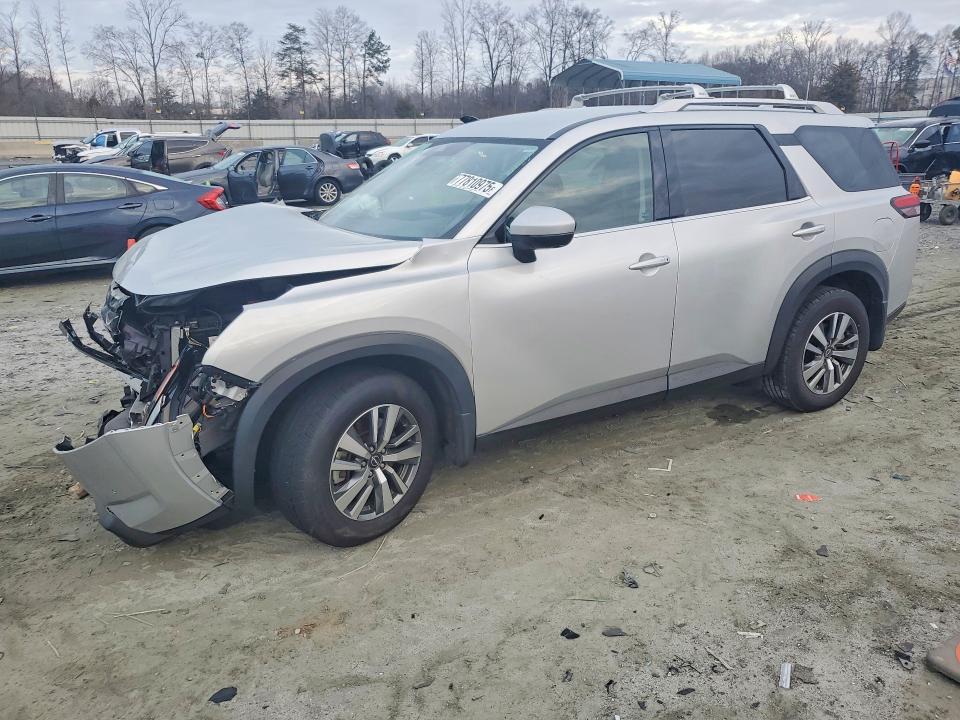 2024 Nissan Pathfinder sl