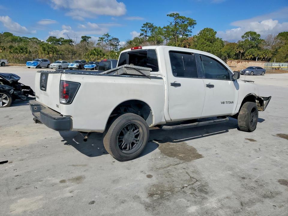 2005 Nissan Titan XE