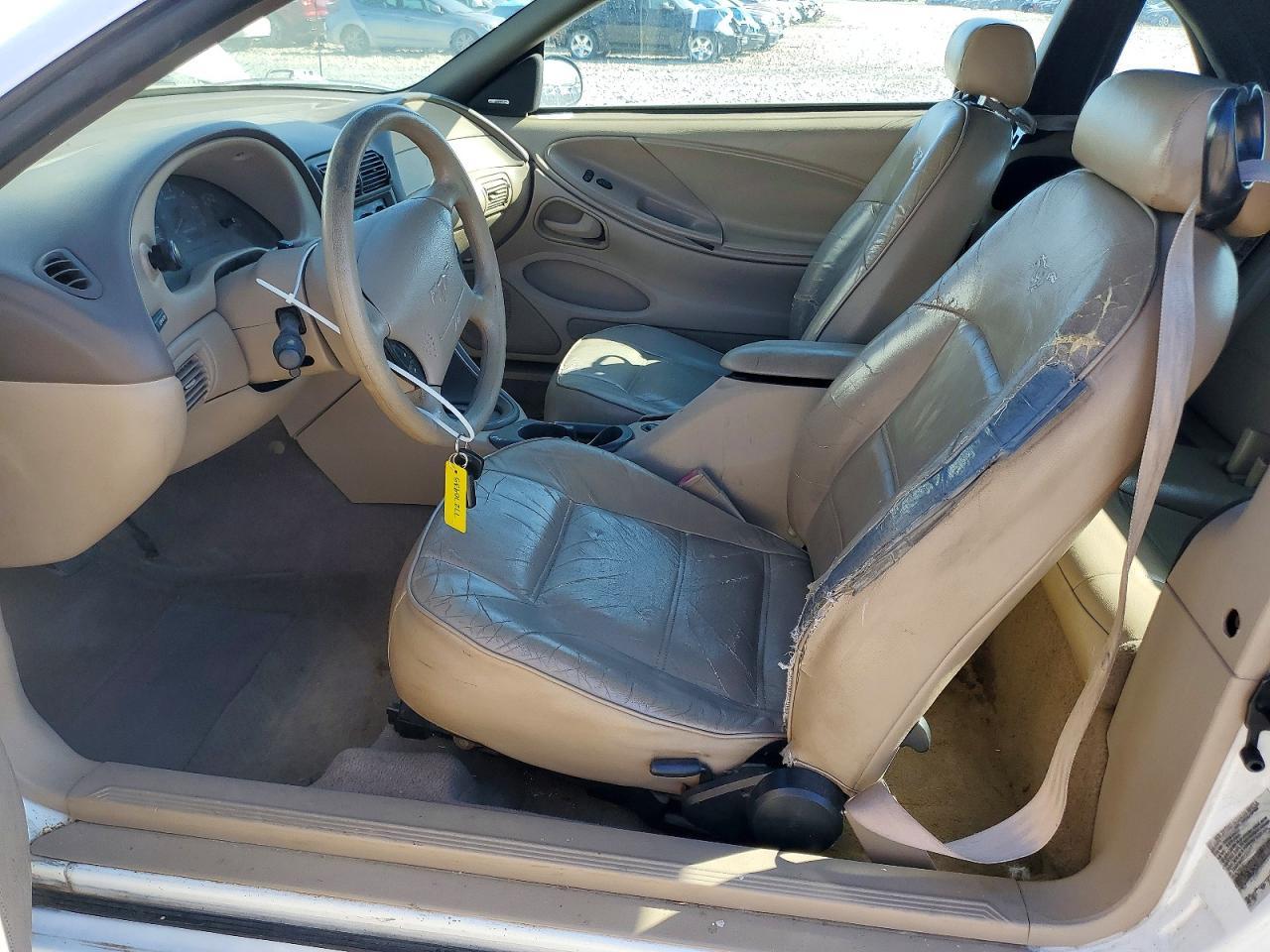 2000 Ford Mustang
