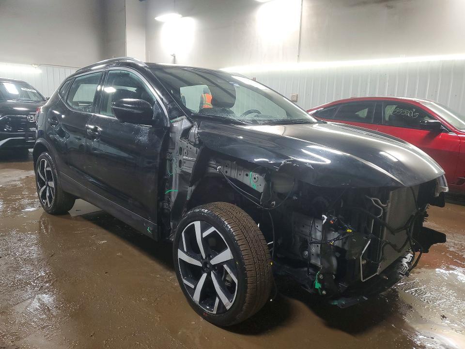 2022 Nissan Rogue Sport sl