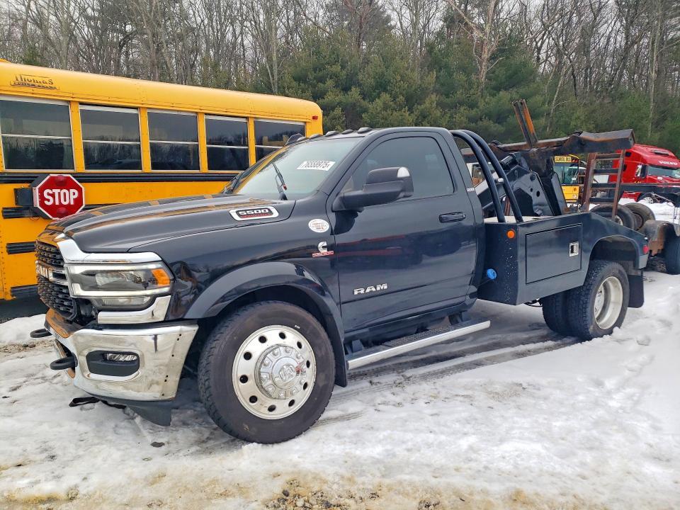 2022 Dodge Ram 5500 tow Truck