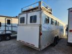 2005 Featherlite Horsetrl