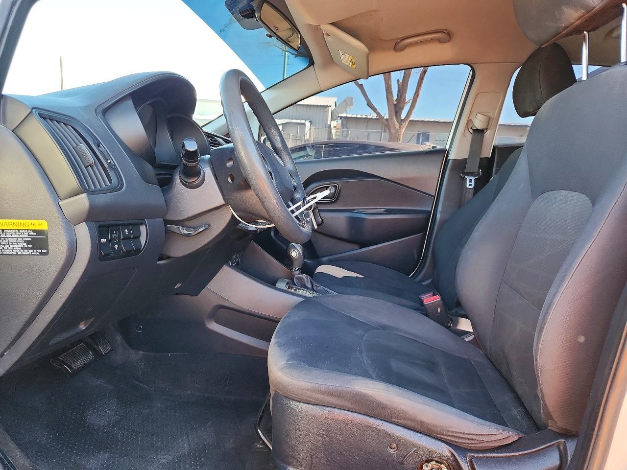 2012 KIA Rio lx