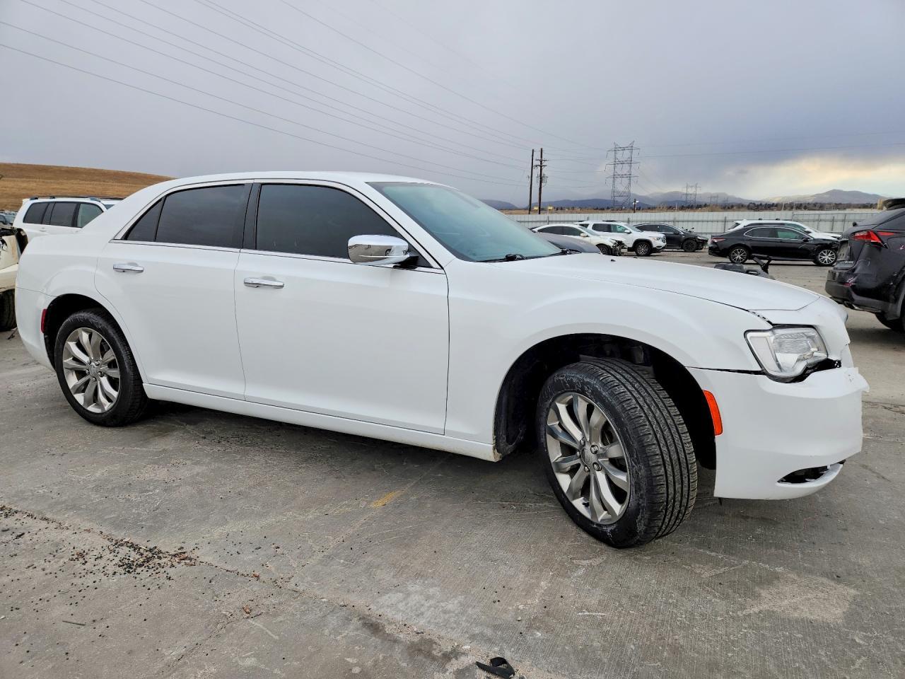 2018 Chrysler 300 Limited