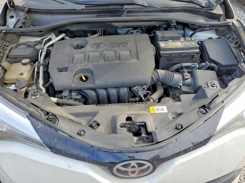 2020 Toyota C-hr xle