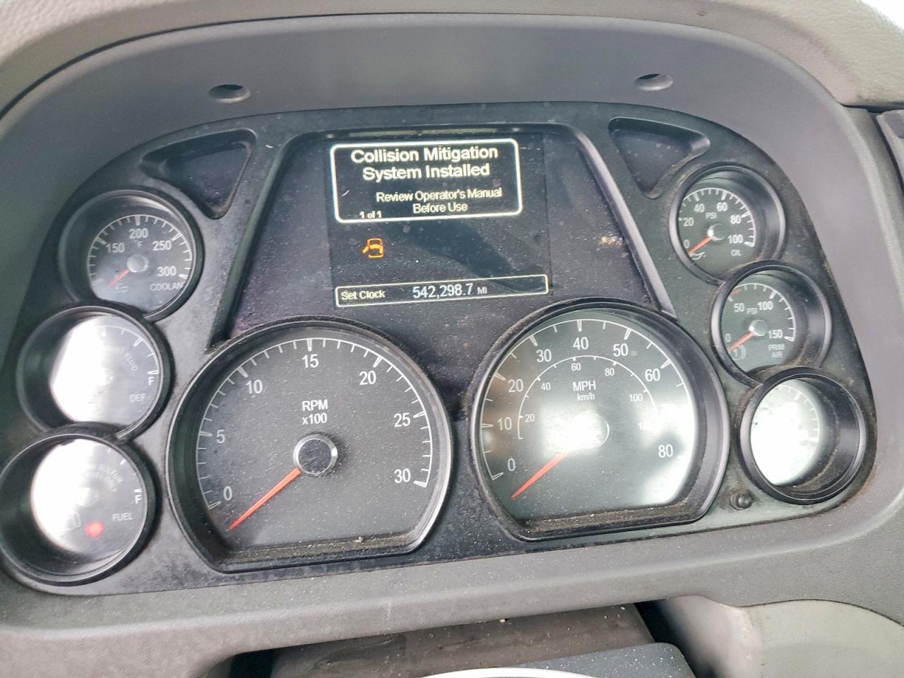 2016 Peterbilt 579 Semi Truck