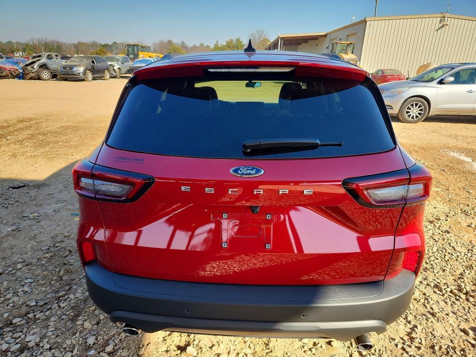 2025 Ford Escape st Line
