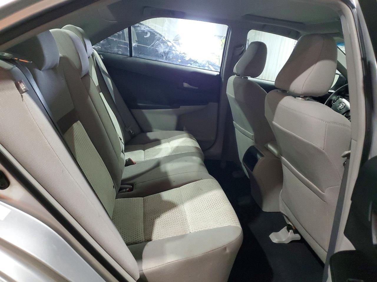 2012 Toyota Camry le