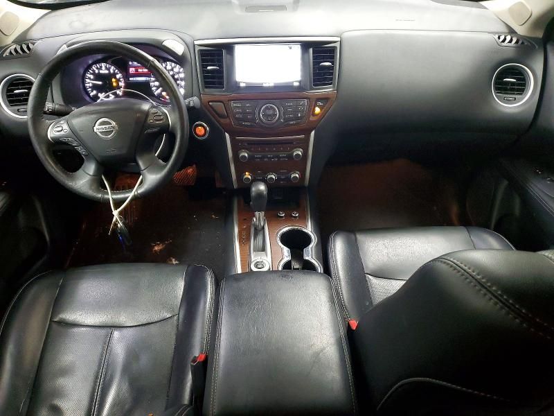 2020 Nissan Pathfinder Platinum