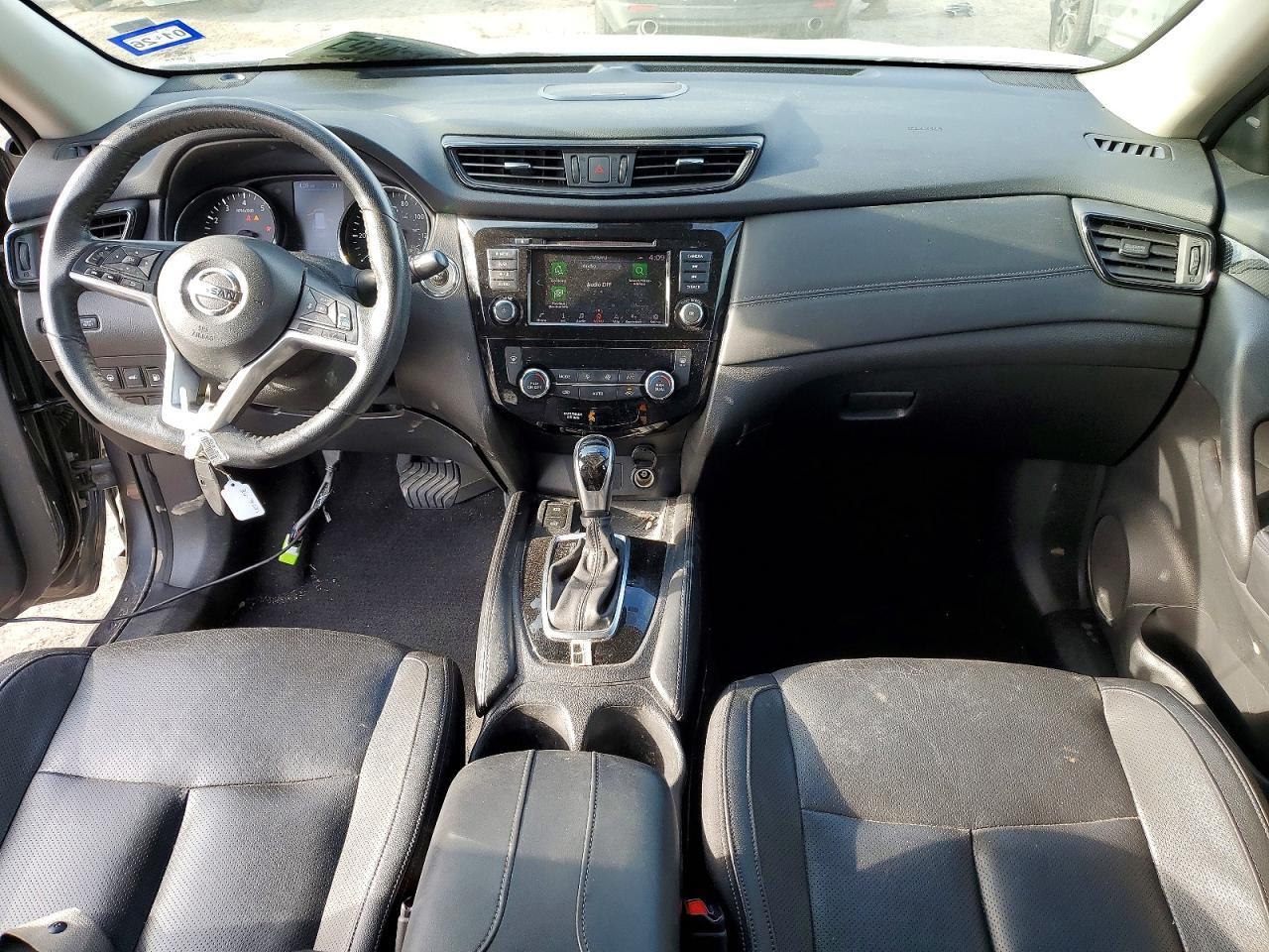 2020 Nissan Rogue s