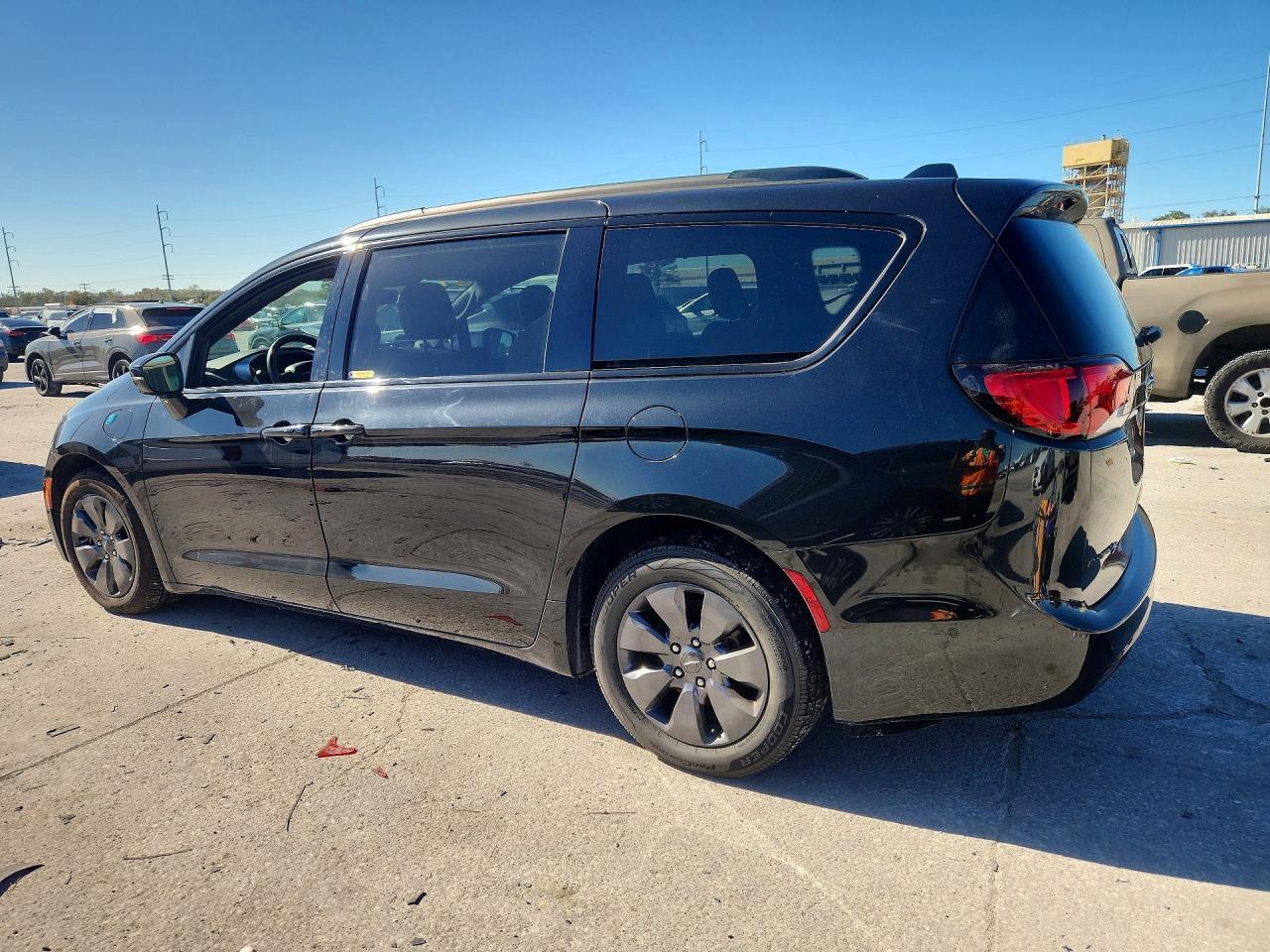 2019 Chrysler Pacifica Hybrid Limited