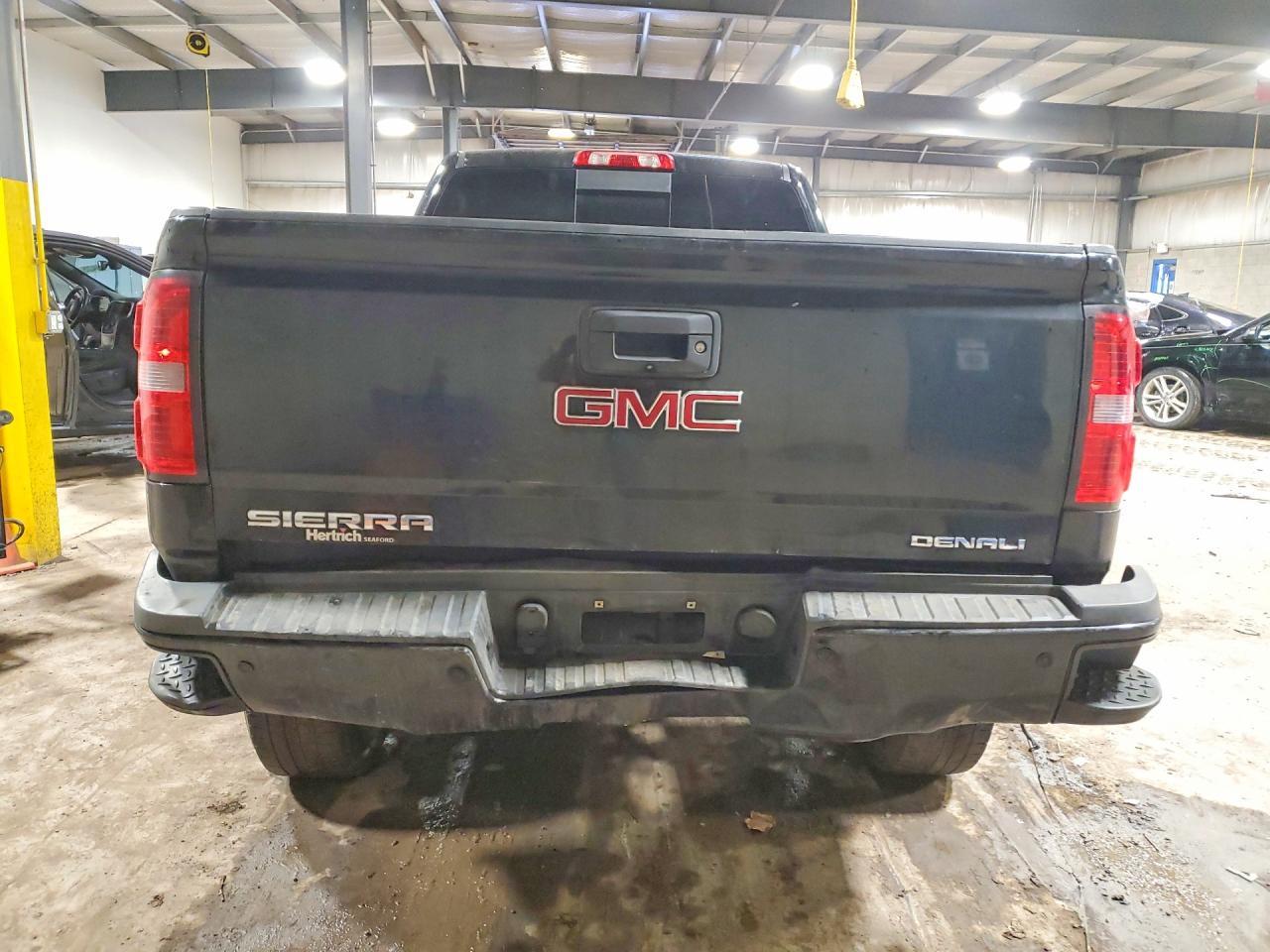 2016 GMC Sierra K2500 Denali