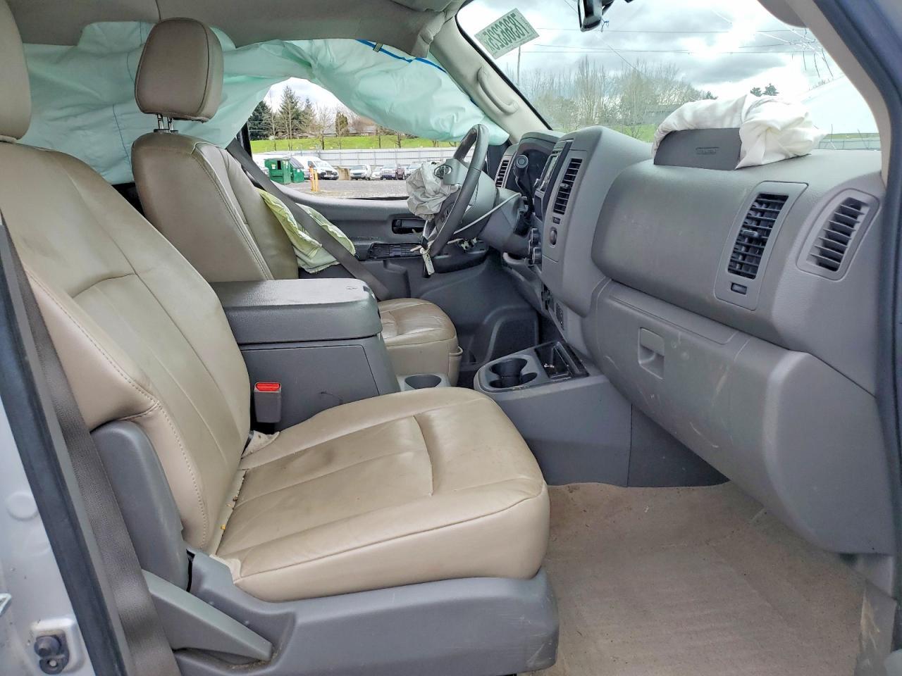 2019 Nissan 2019 Niss NV Passenger Van 350
