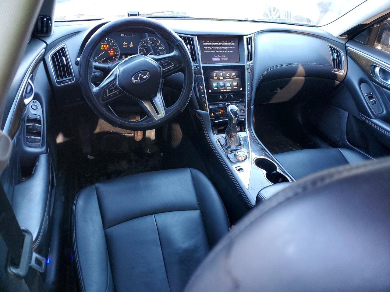 2018 Infiniti Q50 Luxe