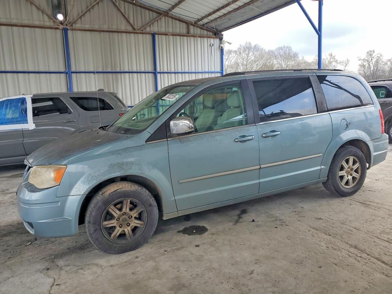 2010 Chrysler Town & Country Touring Plus