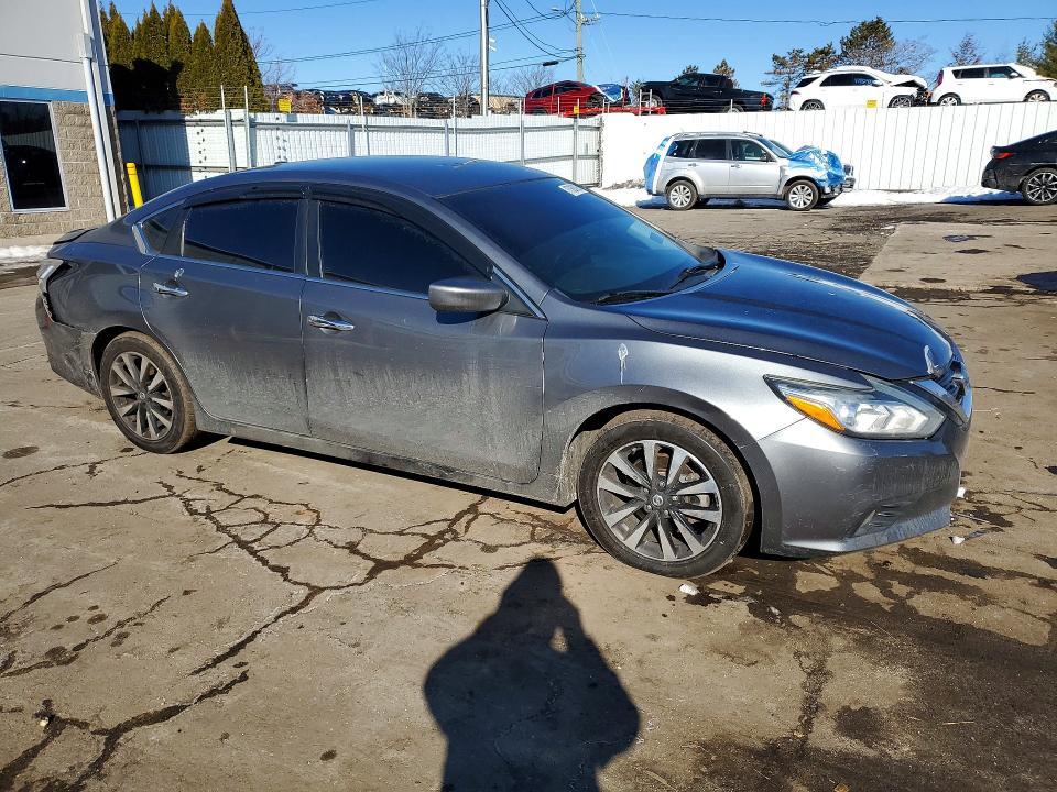 2018 Niss Altima 2.5