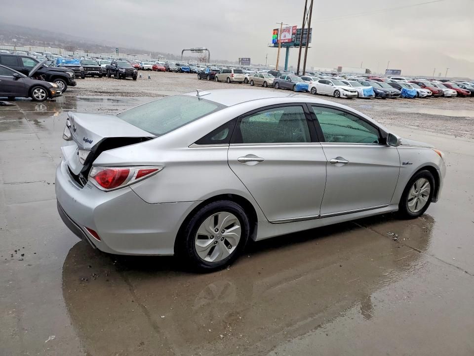 2013 Hyundai Sonata Hybrid