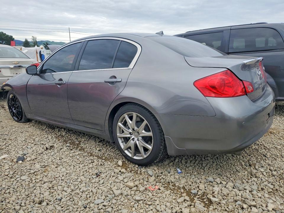 2010 Infiniti G37 Base