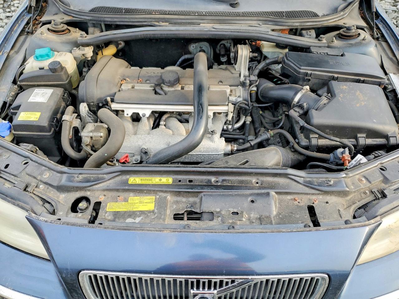 2005 Volvo V70 fwd