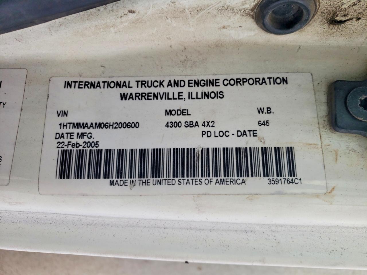 2006 International 4300 BOX Truck