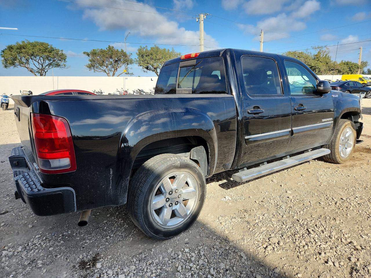 2013 GMC Sierra K1500 SLT