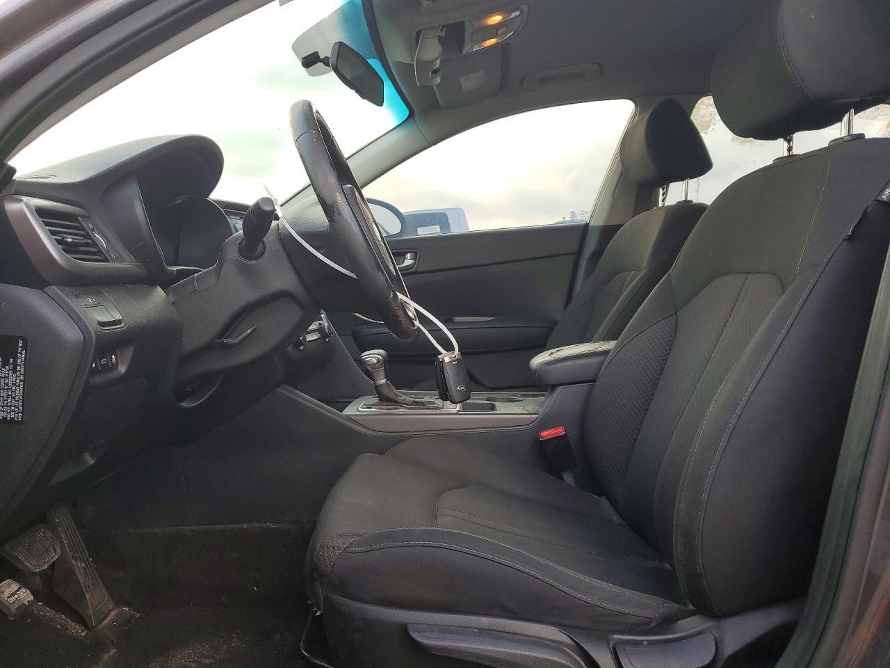2016 KIA Optima lx