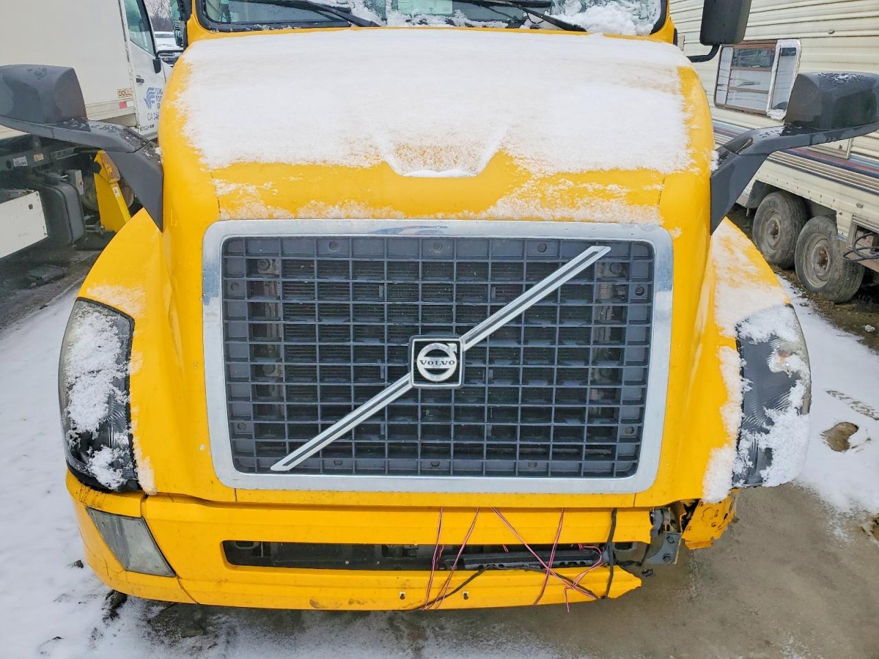 2017 Volvo VNL Semi Truck