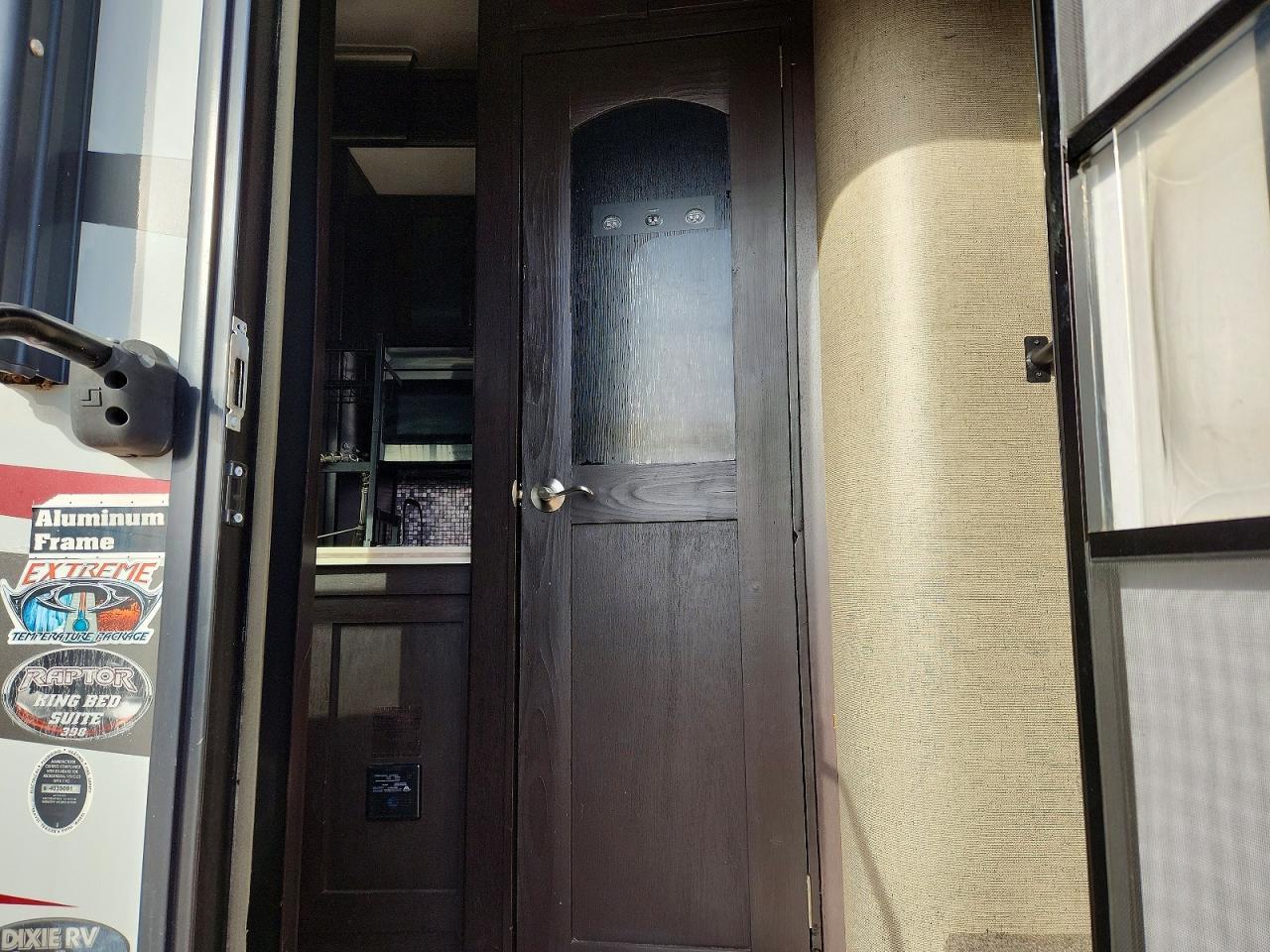 2016 Keystone Raptor Camper