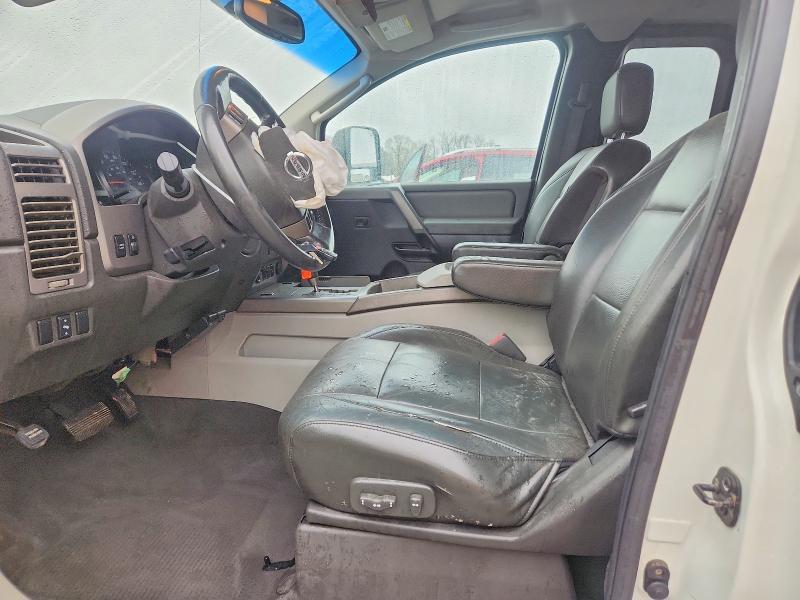 2004 Nissan Titan XE