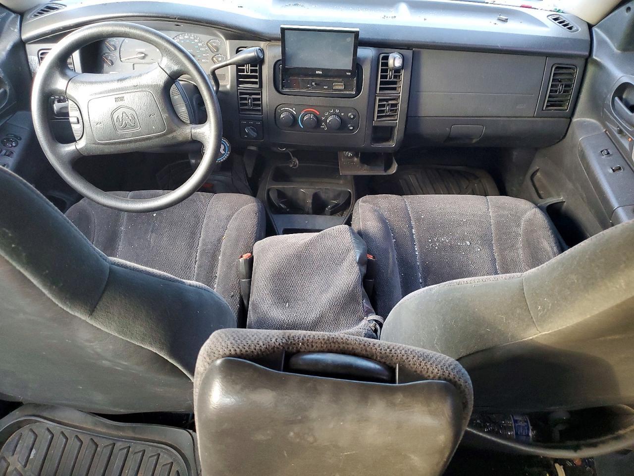2001 Dodge Dakota Quattro