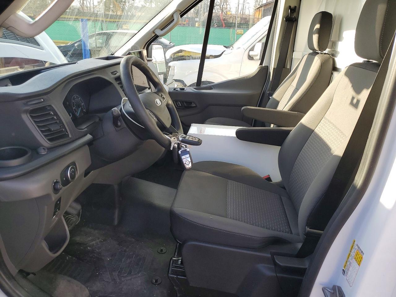 2025 Ford Transit T-250
