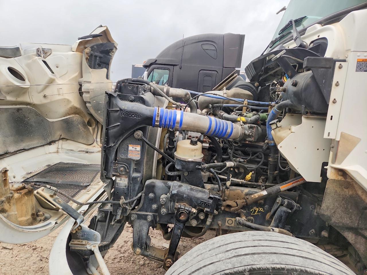 2016 Kenworth Construction T370