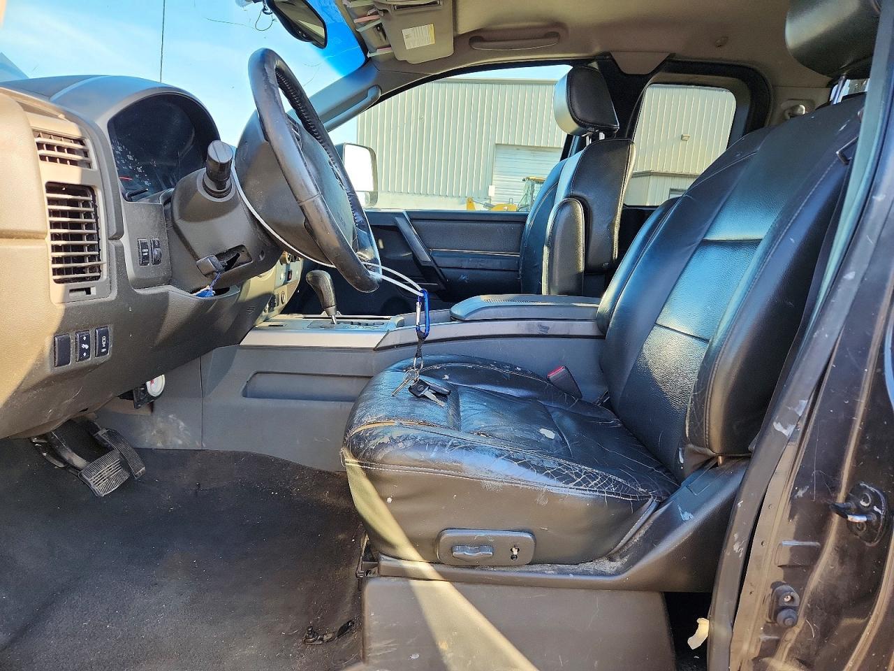2005 Nissan Titan XE