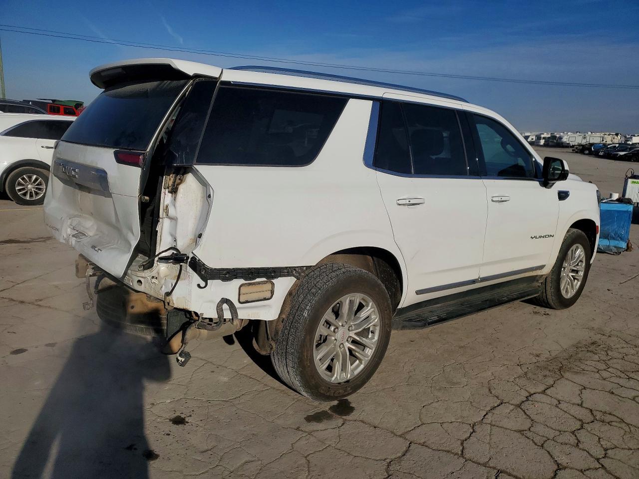 2022 GMC Yukon slt