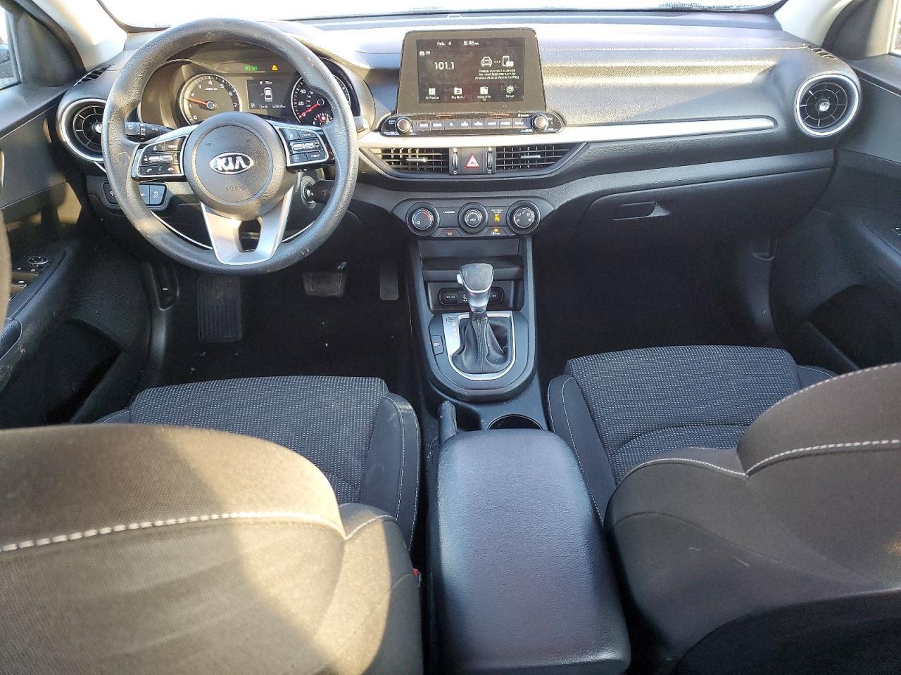 2021 KIA Forte fe
